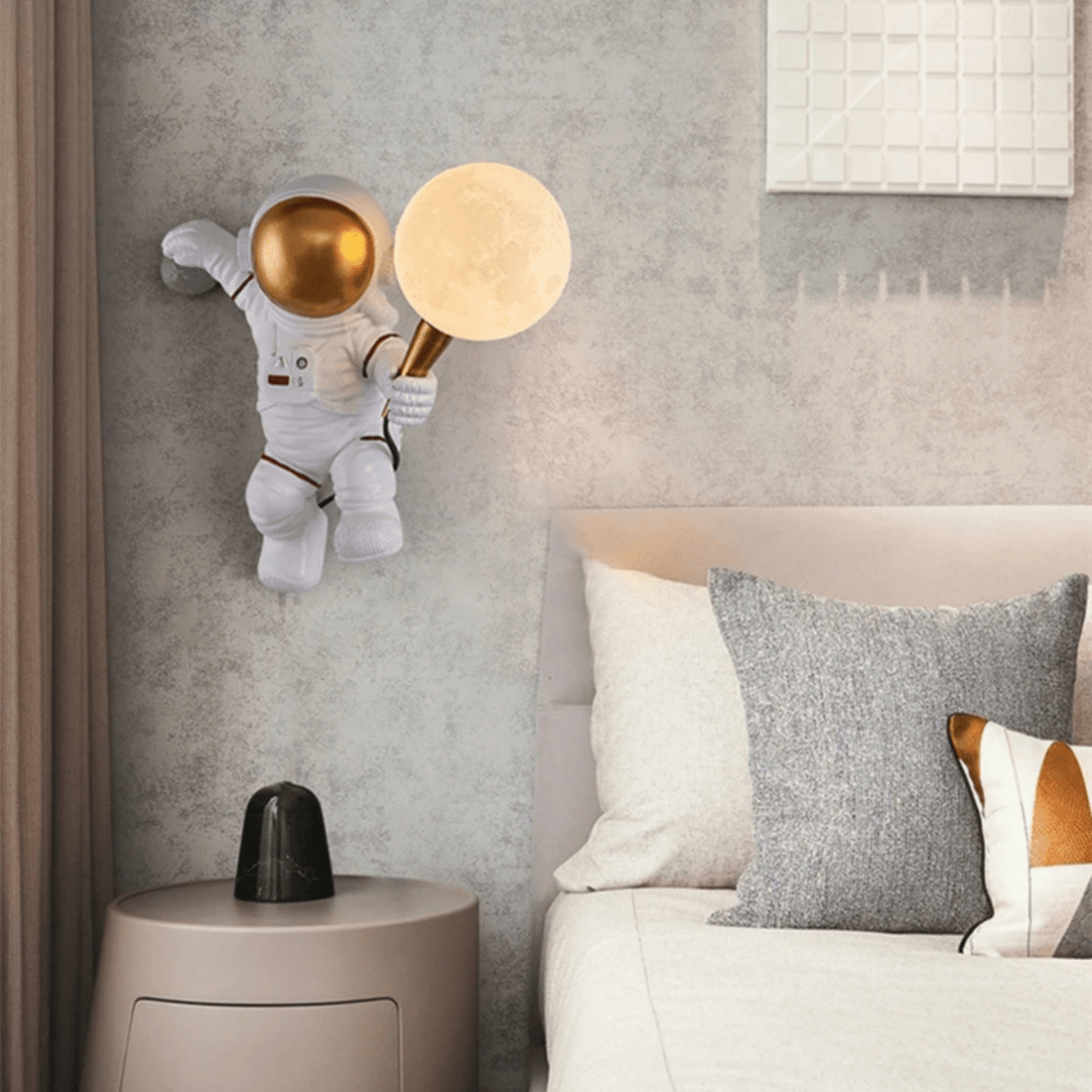 Ceiling & Wall Fixtures