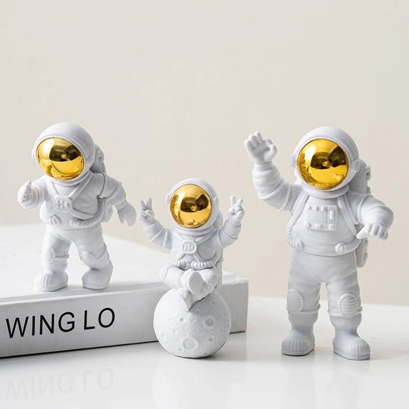 Astronaut Figure 3Pcs - My Own Cosmos