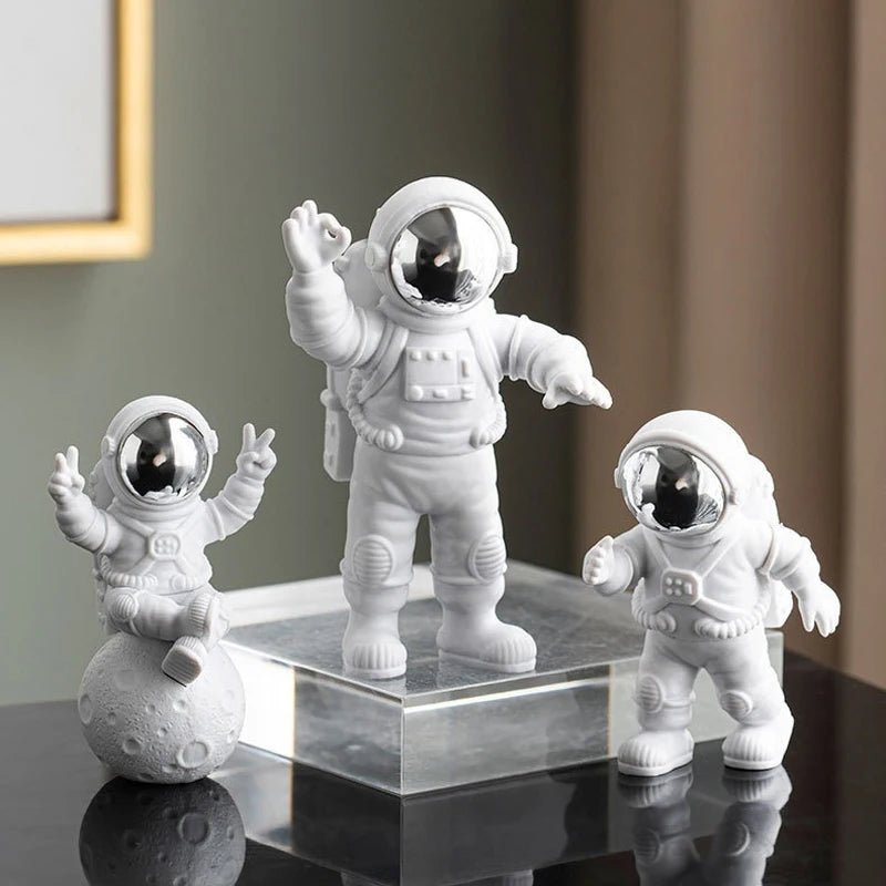 Astronaut Figure 3Pcs - My Own Cosmos